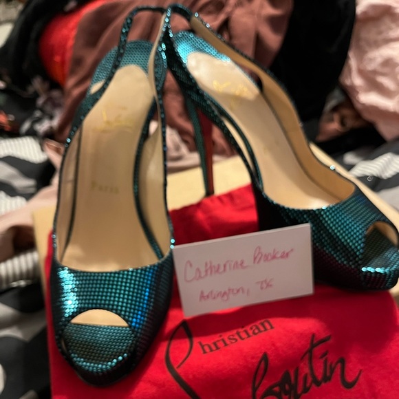 Like New - Picture 2 of 9